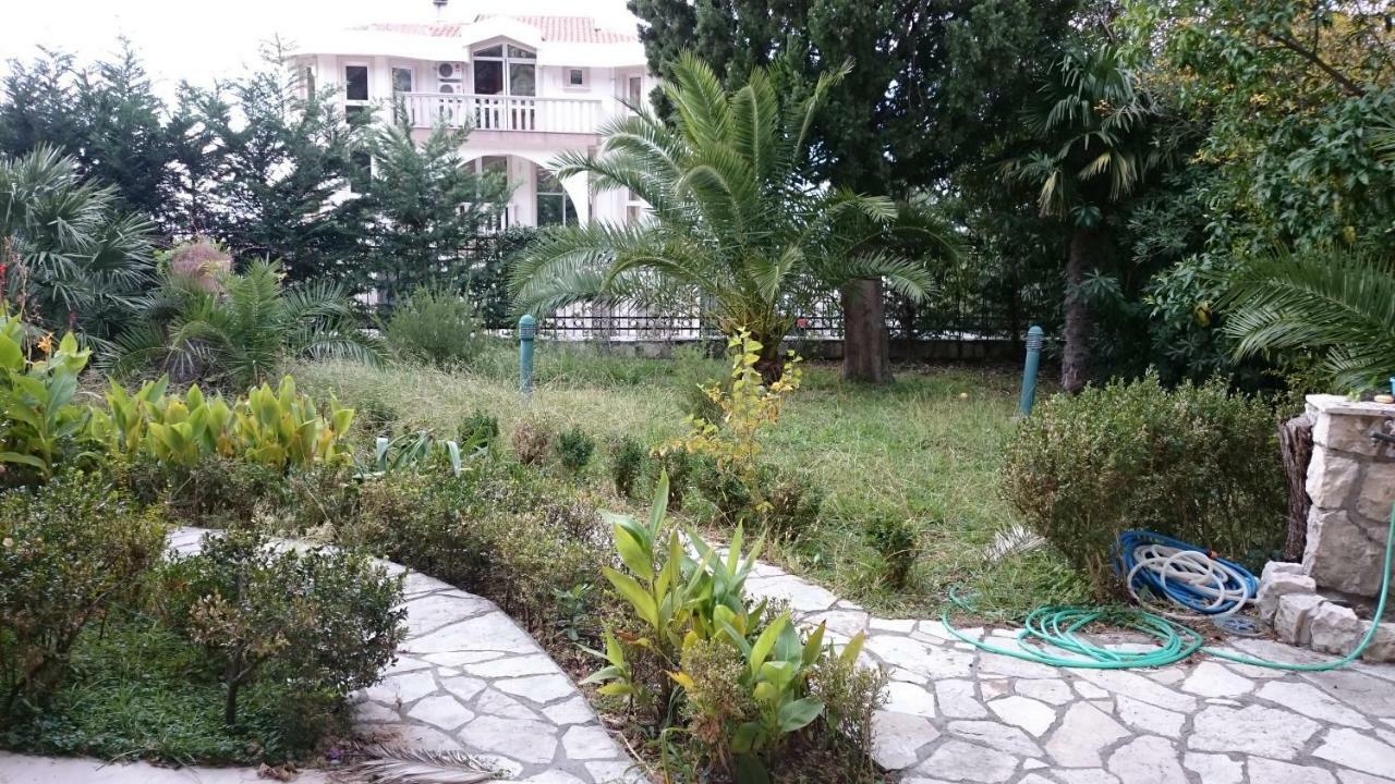 Bg Villa, Apartment L سوتوموري المظهر الخارجي الصورة